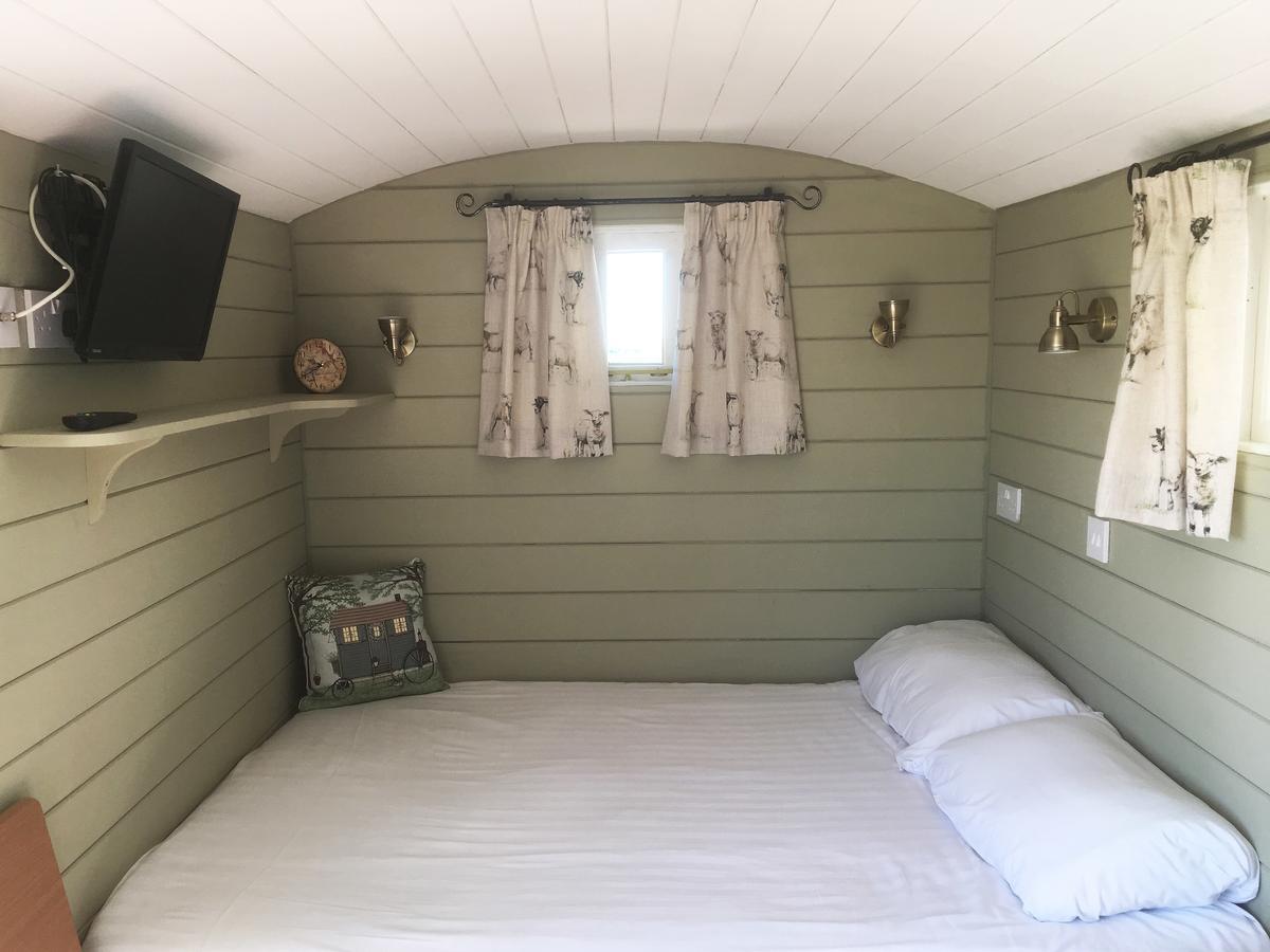 Shepherd'S Hut At Puttocks Farm Βίλα Great Dunmow Εξωτερικό φωτογραφία